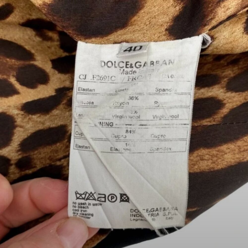 Pinstripe Blazer Italian Size 40/ US 4 Like New! Dolce & Gabbana - Picture 7 of 8